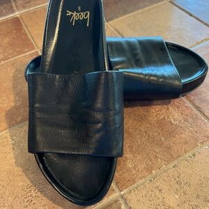 BEEK Black Leather Slide Sandals